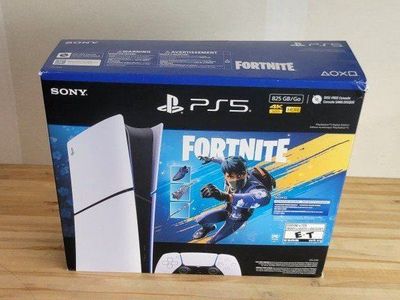 New PS5 console 825 GB