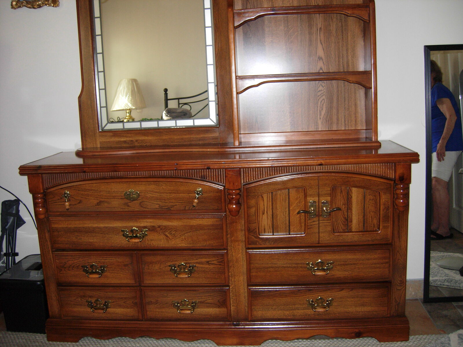 Nice wood Dresser