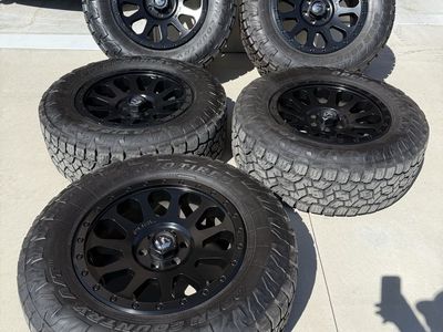 Toyo Open Country AT 295/65R20 on Fuel Vector