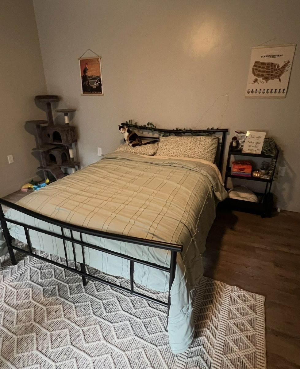 Full Bed Frame And Mattress