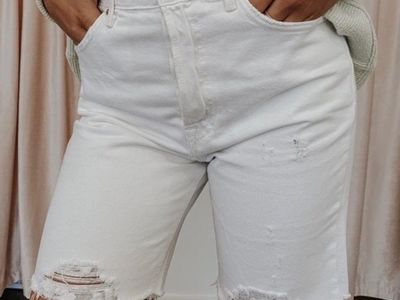 GRLFRND White Bermuda Shorts Size 29