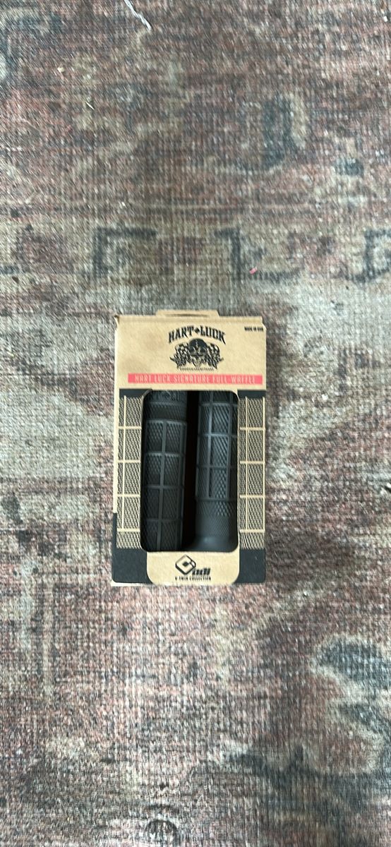 Hart + Luck Signature Full Waffle Grips - V Twin Collection Handlebar Grips
