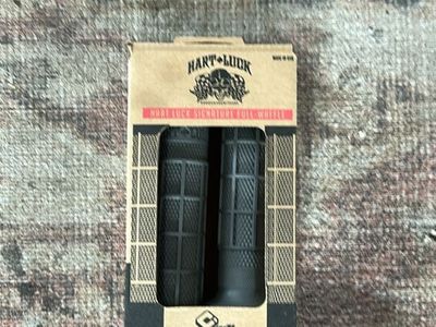 Hart + Luck Signature Full Waffle Grips - V Twin Collection Handlebar Grips