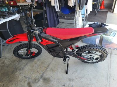 Yozma 10 Electric Dirt Bike- Red
Age 18+
Qty-1