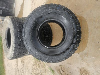 Toyo 315 75 16 (35")