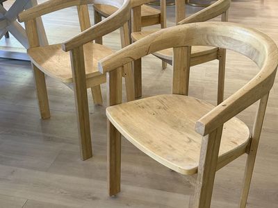 Set of 4 target chairs