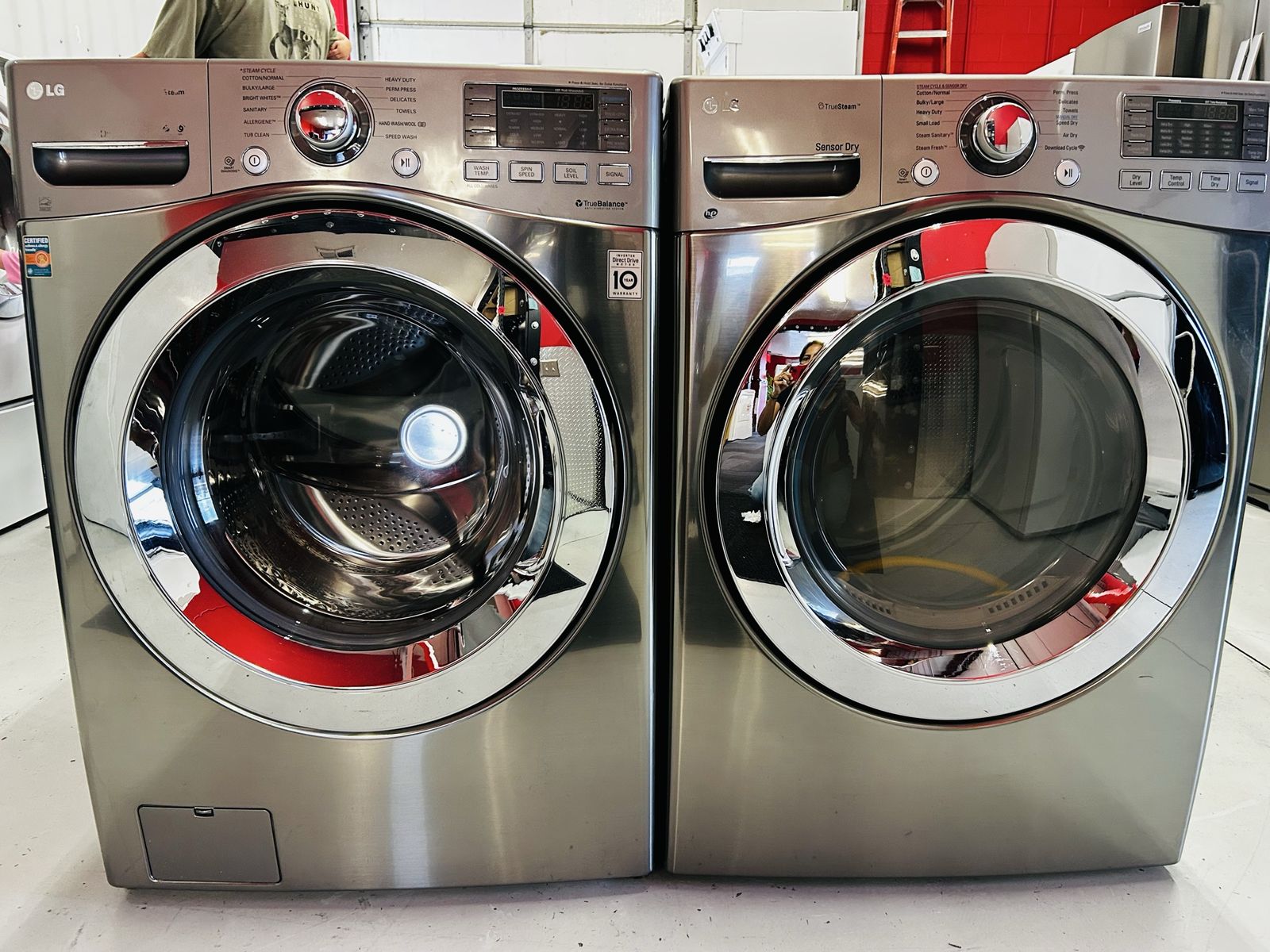 Lg Steam Gas Front Load Set•Stackable