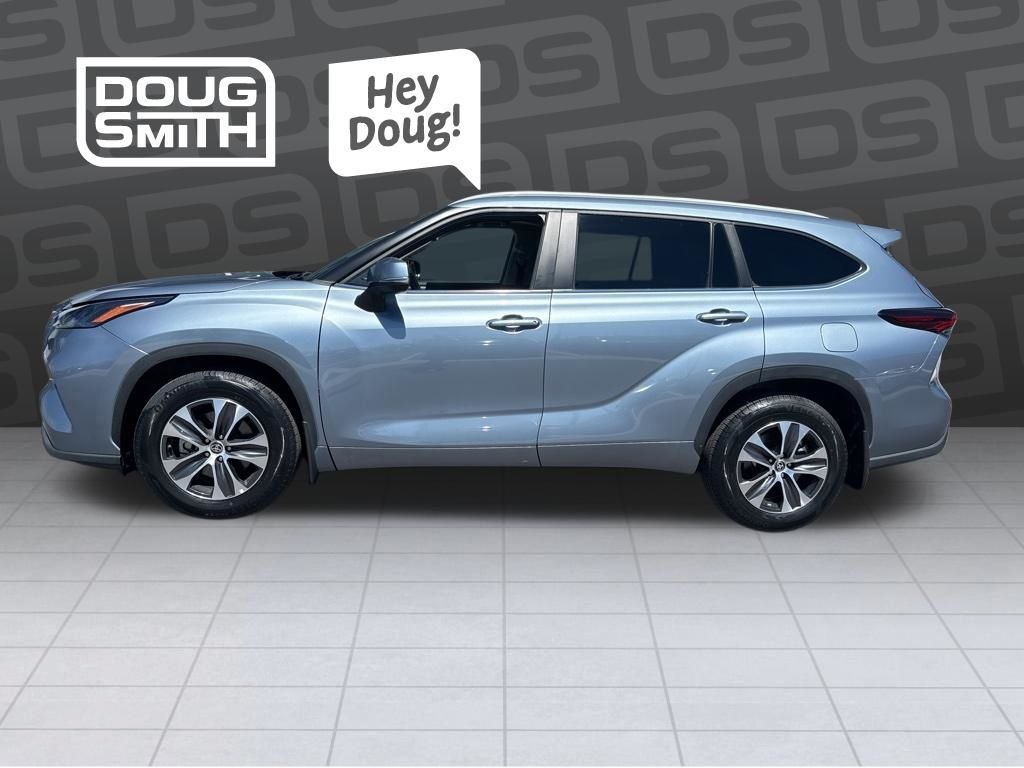 2024 Toyota Highlander XLE