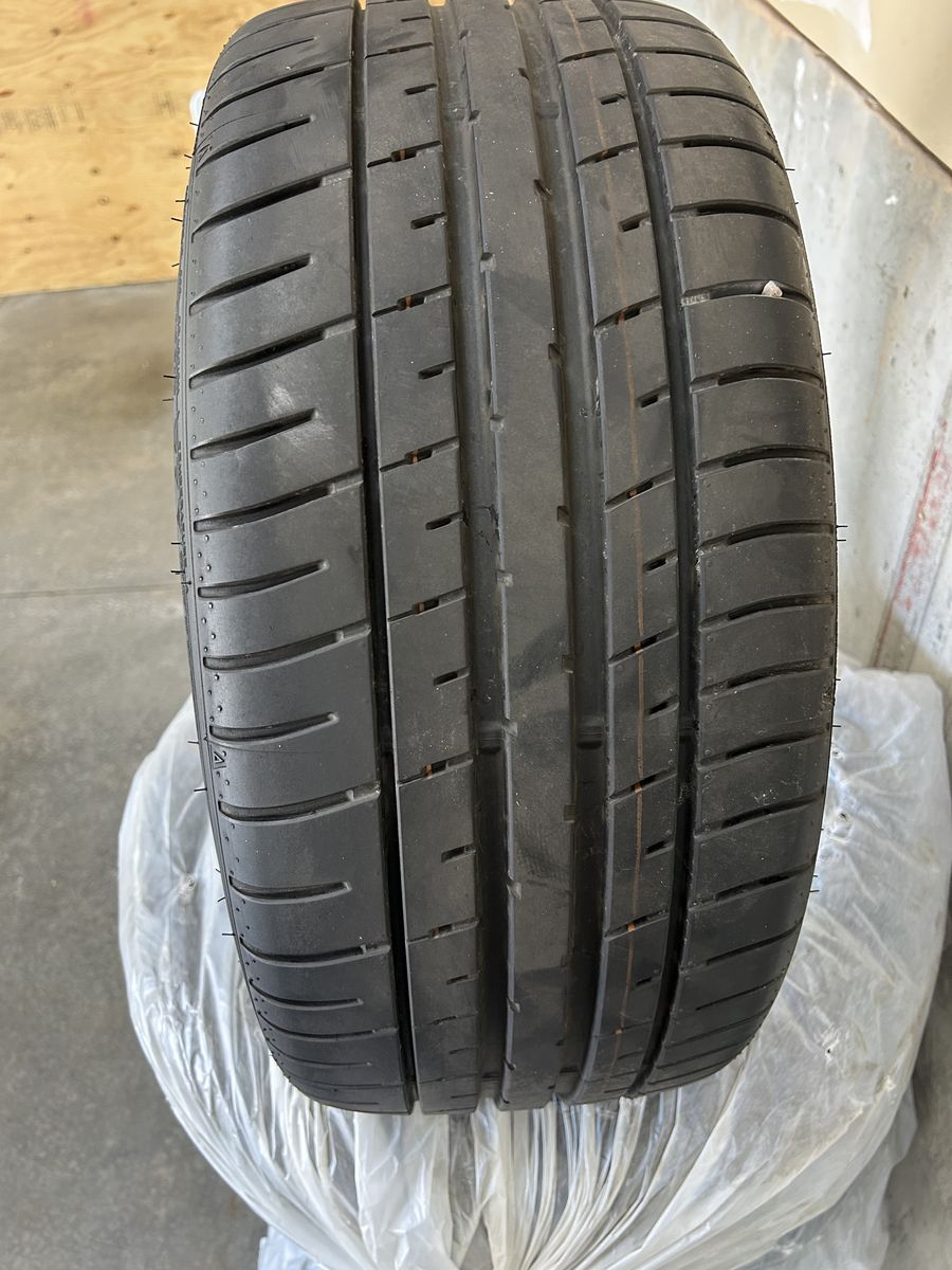 DUNLOP SP SPORT MAXX GT 600 A 245x40x18