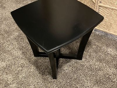 Black Solid Wood Coffee/Side Table