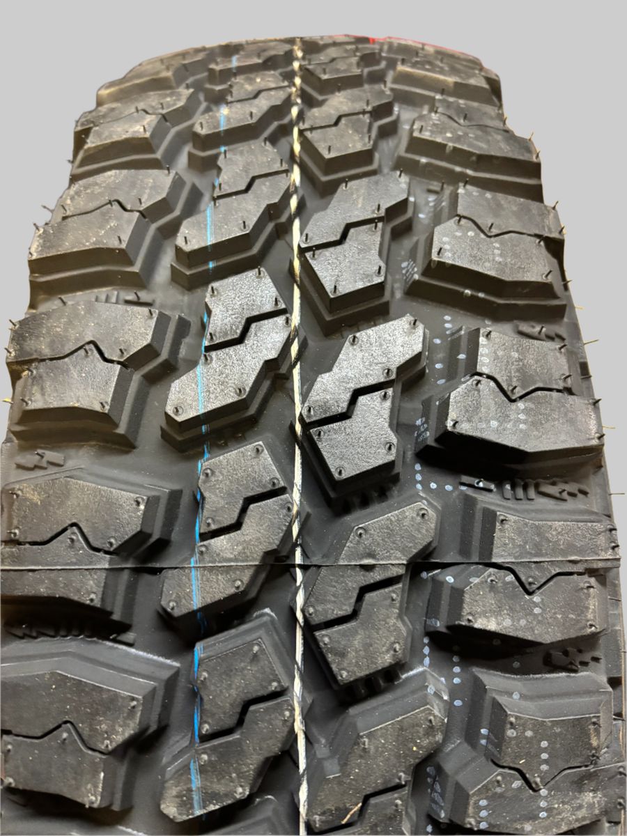2 THUNDERER TRAC GRIP M/T BSW LT 235 75 15 104/101Q LRC 6 PLY MUD TIRE TH2467
