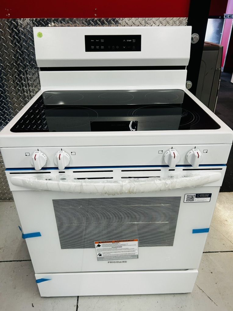 Frigidaire White Electric Glass Top Range New