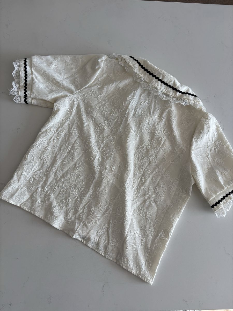 Main image 7