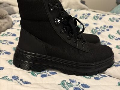 Doc Marten's Combs Boots