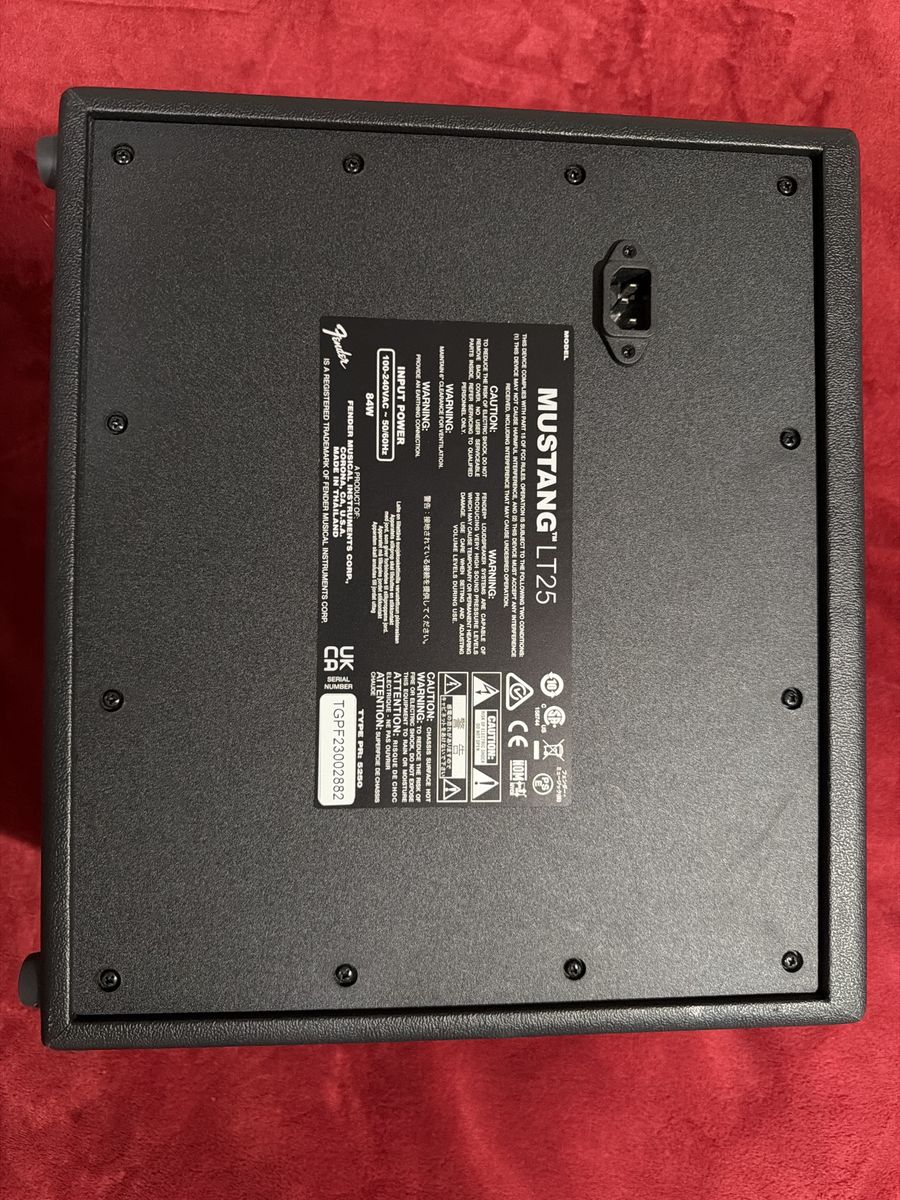 Main image 3