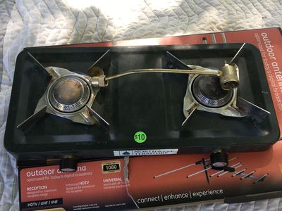 PROPANE CAMP STOVE