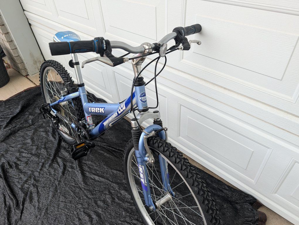Trek Mt youth bike