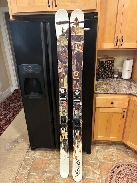 ARMADA ARV 99TI SKIS, 188cm. Rossignol Axial 120 Bindings, Excellent Cond