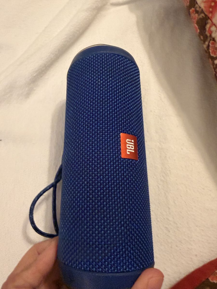 JBL Flip 4 Portable Bluetooth Speaker Blue Used