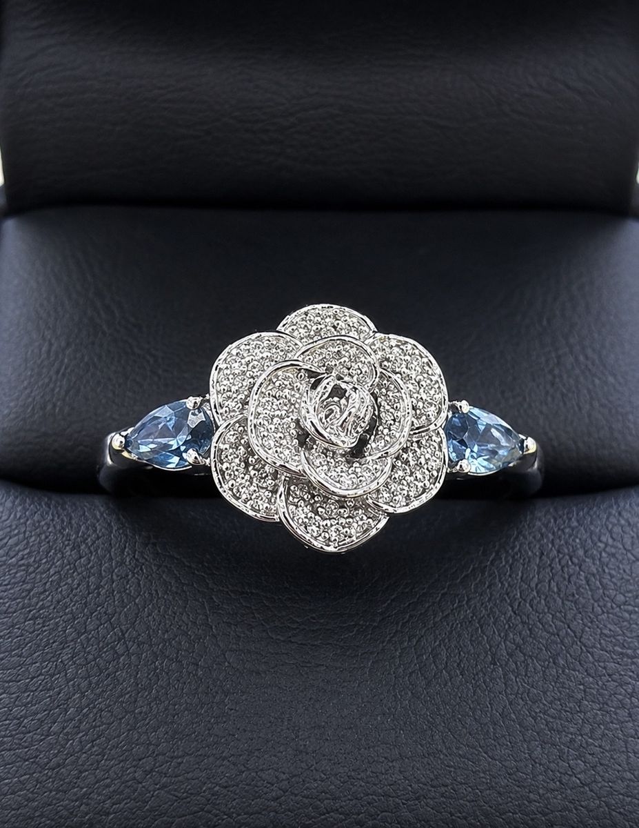 A fairytale-inspired treasure from the Enchanted Disney Fine Jewelry Collection