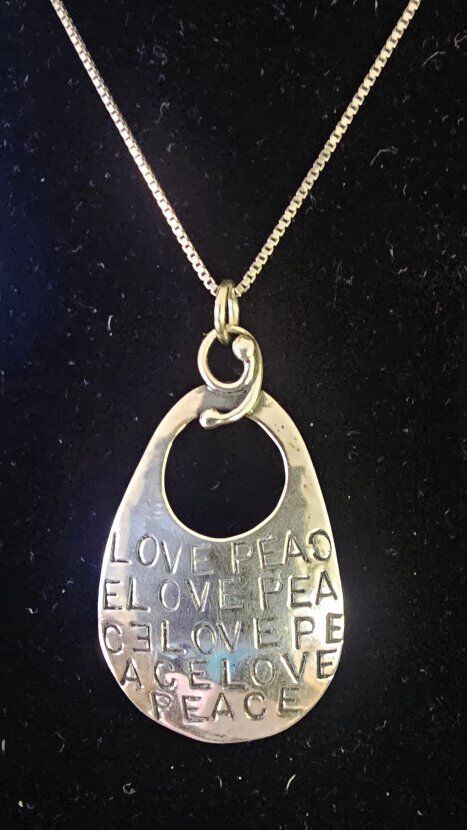 Vntg 'LOVE PEACE' SS 925 W/SS 18" CHAIN
