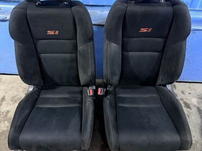 Pair of Honda Civic Si Front Seats - Black Cloth, OEM