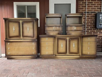 Vintage Mid-Century Modern Bedroom Set