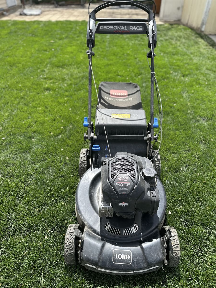 Toro 22 Recycler Personal Pace Mower