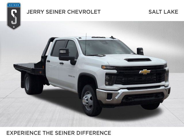 2026 Chevrolet Silverado 3500HD CC Work Truck
