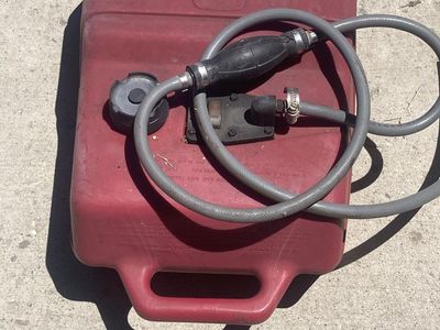 Tempo 6 Gallon Marine Fuel Tank with Hose - Red, Portable, Outboard Motor Ready