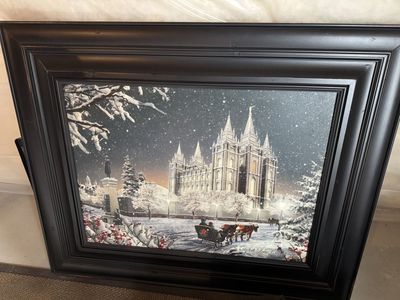 Holiday Temple Pic W/frame