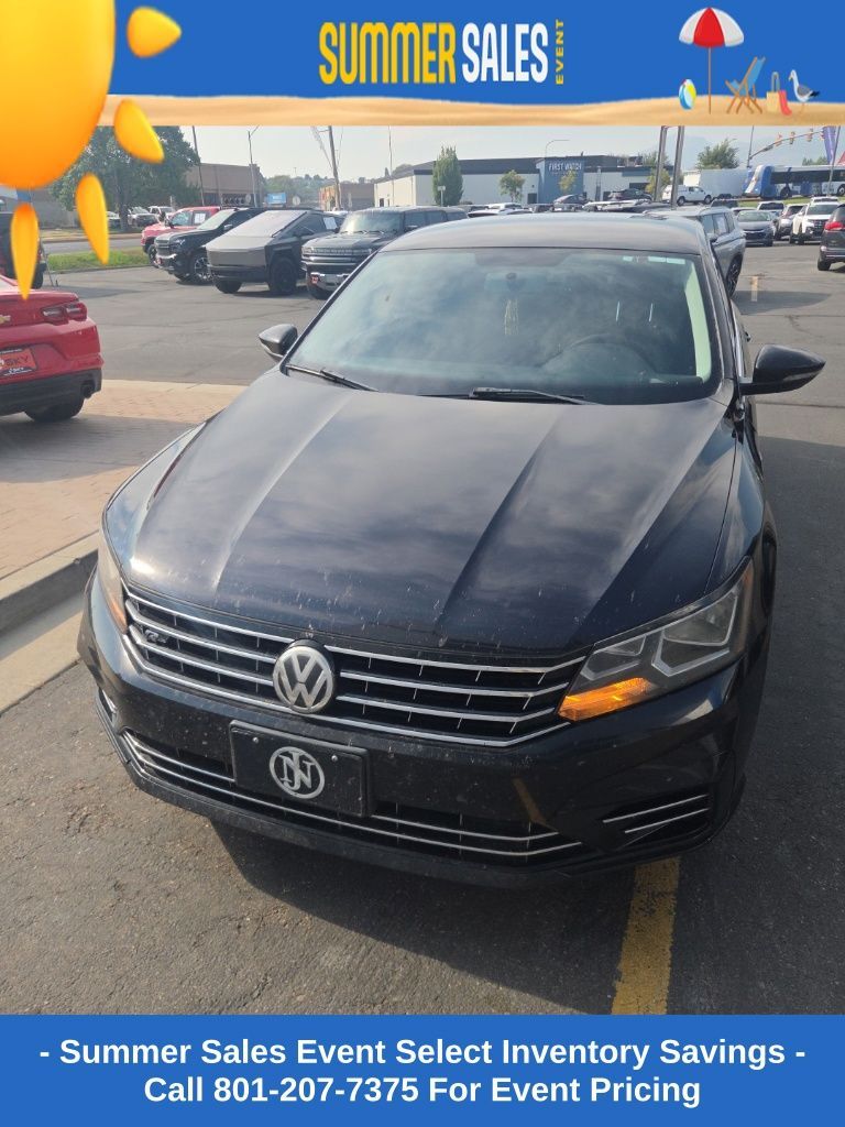 2017 Volkswagen Passat 1.8T R-Line