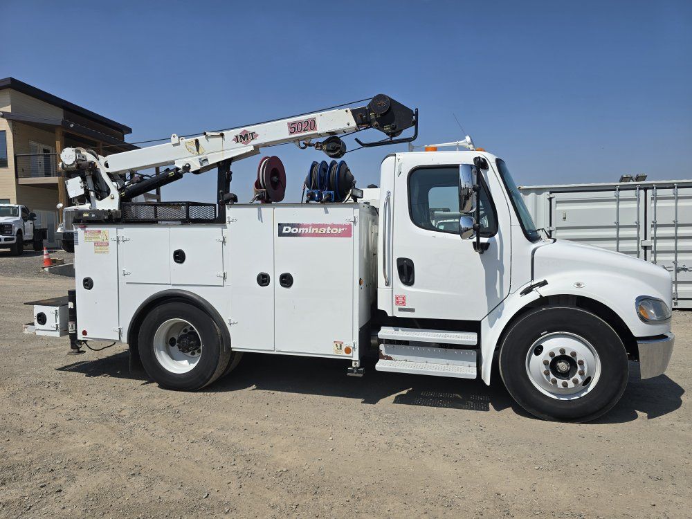 2005 Freightliner Mechanic Service Truck Crane Air Comp Welder Non CDL