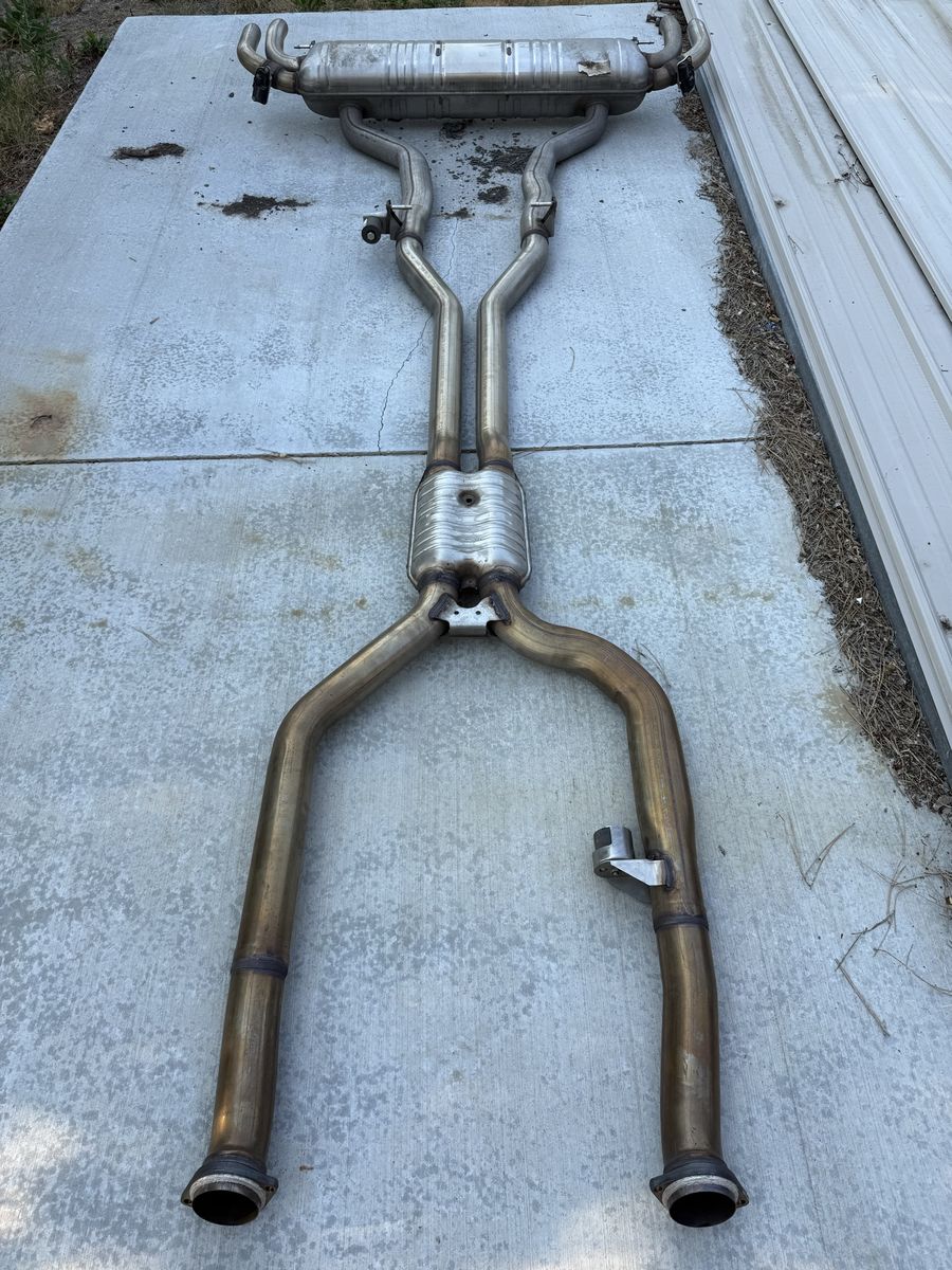 2023 BMW XM5 3inch exhaust w dampeners