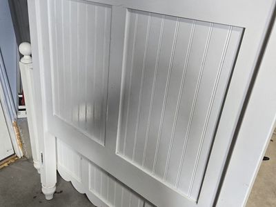 Stylish Twin Bed! Good Condition, Great Price!