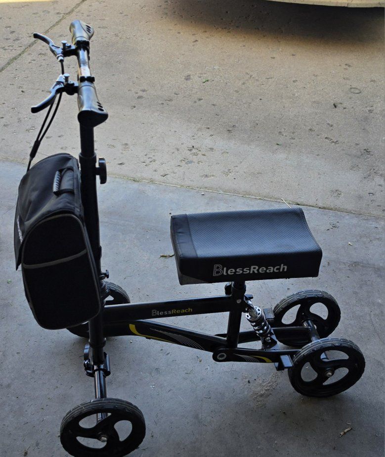 BlessReach Knee Scooter