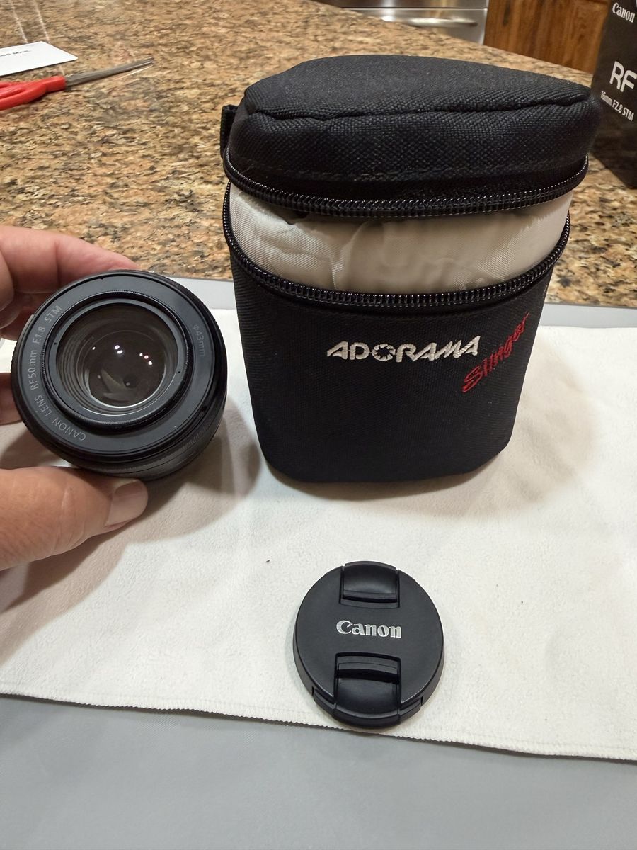 Canon RF 50mm F1.8 STM Lens with Adorama Slinger Case - Excellent Condition Prime Lens