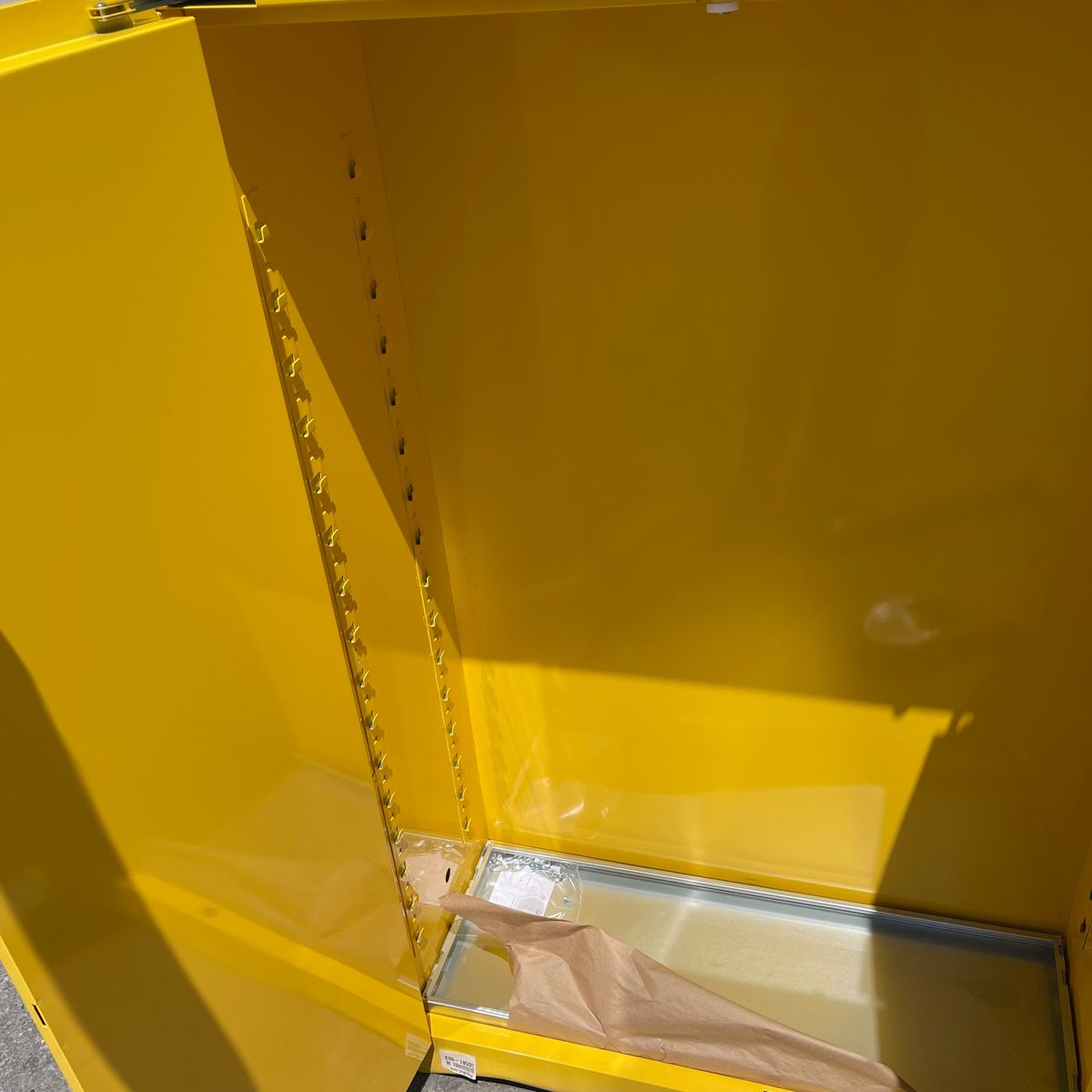 Main image 7