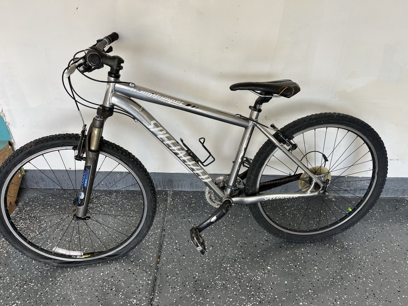 Specialized Stumpjumper M4 Mountain Bike (2002-2004) - Vintage Hardtail (Fox Fork, XT) $325 OBO