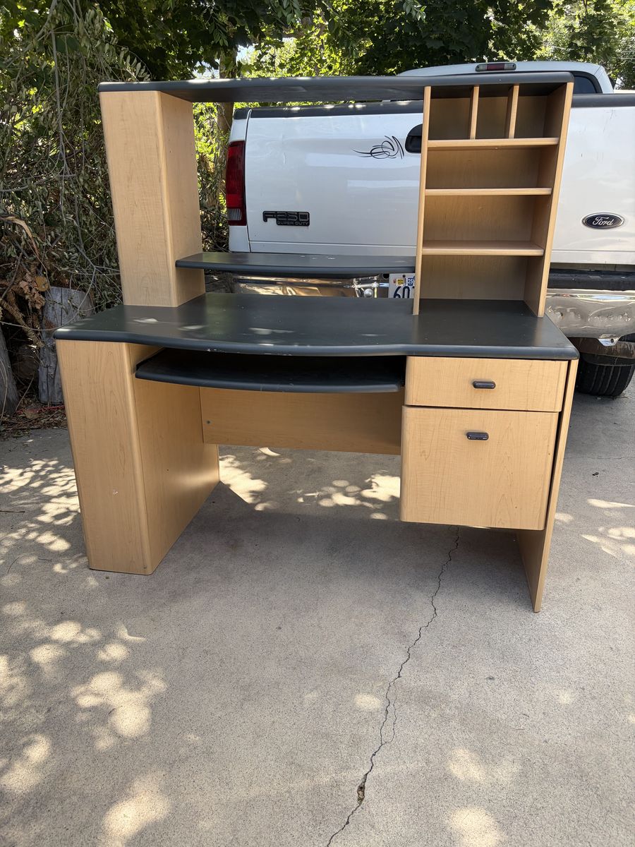 FREE Assembled Computer Desk
