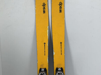 DPS Wailer 112 RP w/ Marker Griffon 13 Bindings *2 mounts, major topsheet chipping*