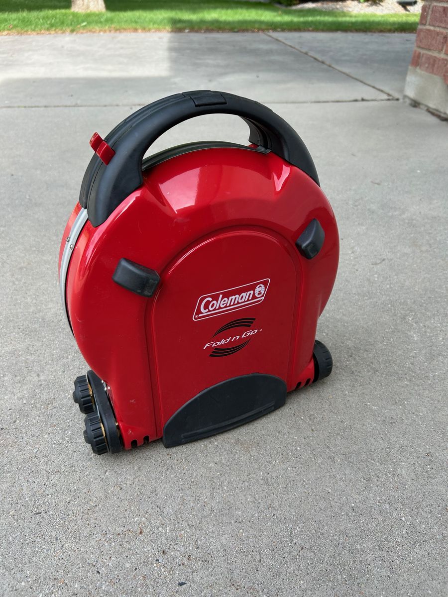 Coleman Fold N Go 2-Burner Stove