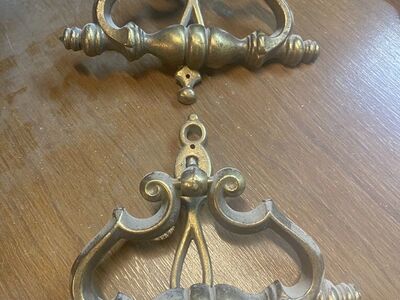Large Pair Of Brass Cabinet/door/drawer Pulls
