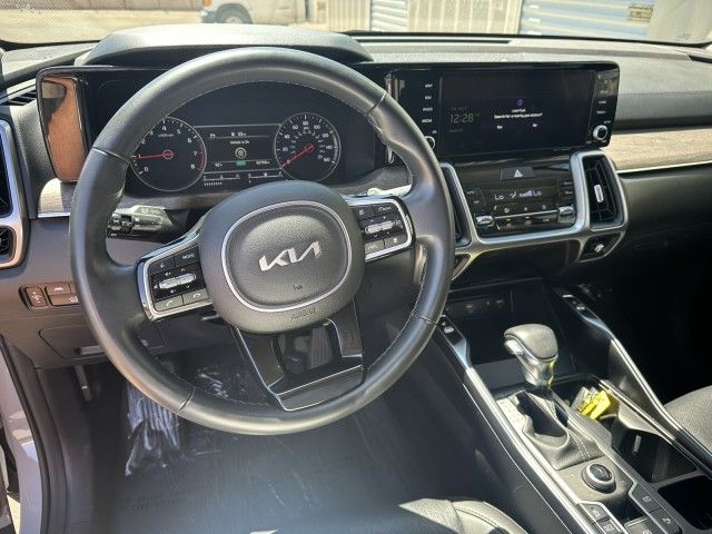 Main image 6