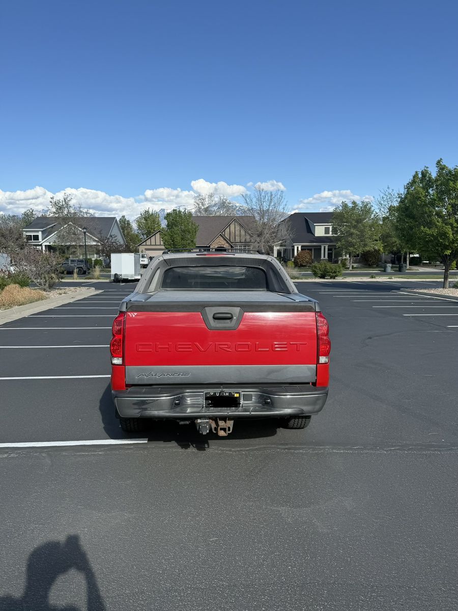 Main image 4