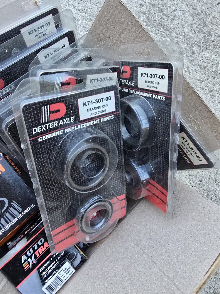 Assorted trailer bearings
