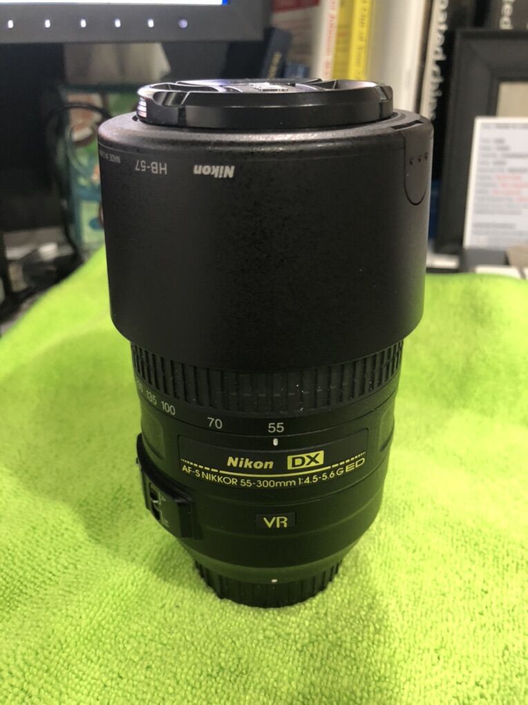 Nikon 55-300mm Zoom Lens