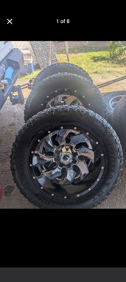 Fuel Wheels and Sailun Terramax RT Tires Set