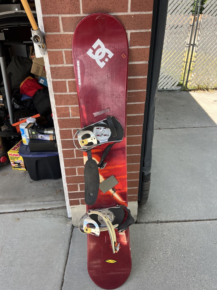 Salomon snowboard