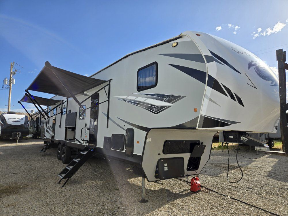 2022 WolfPack 365pack16 16 Foot Garage Toy Hauler